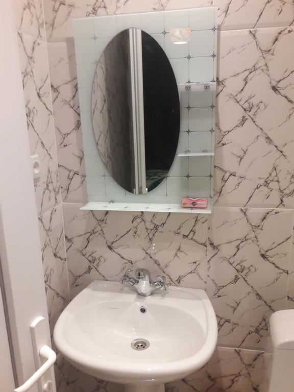 Rachvela'S Guest House ボルジョミ エクステリア 写真