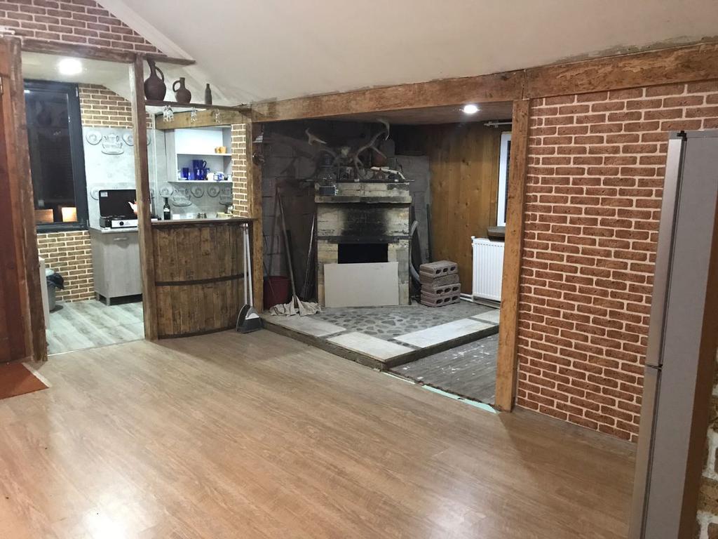 Rachvela'S Guest House ボルジョミ エクステリア 写真