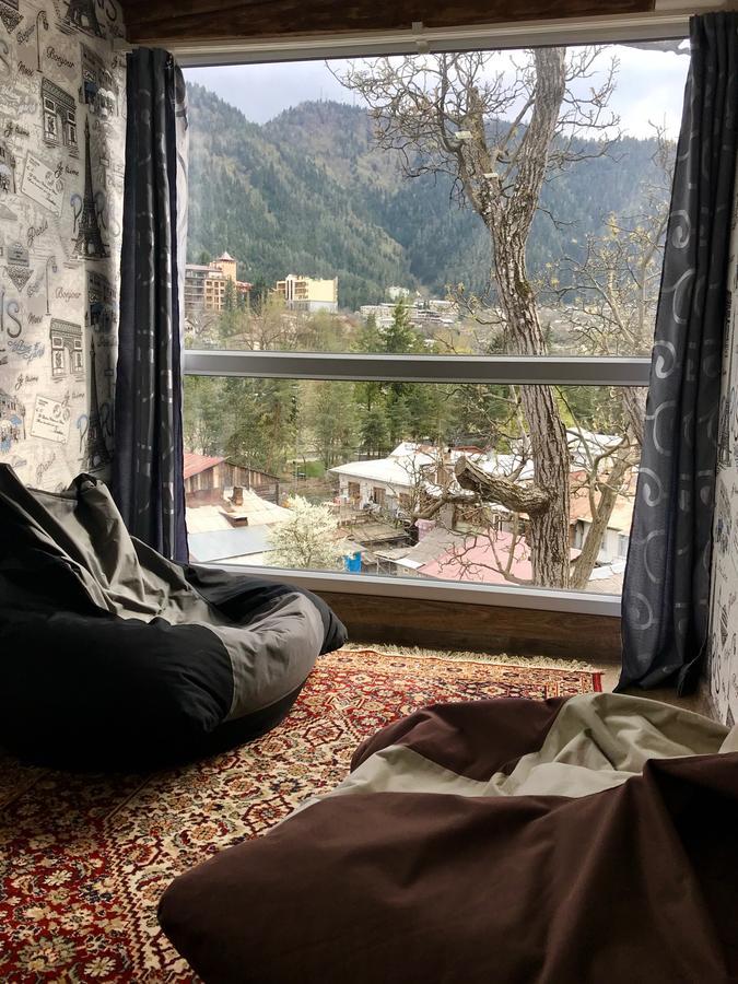 Rachvela'S Guest House ボルジョミ エクステリア 写真